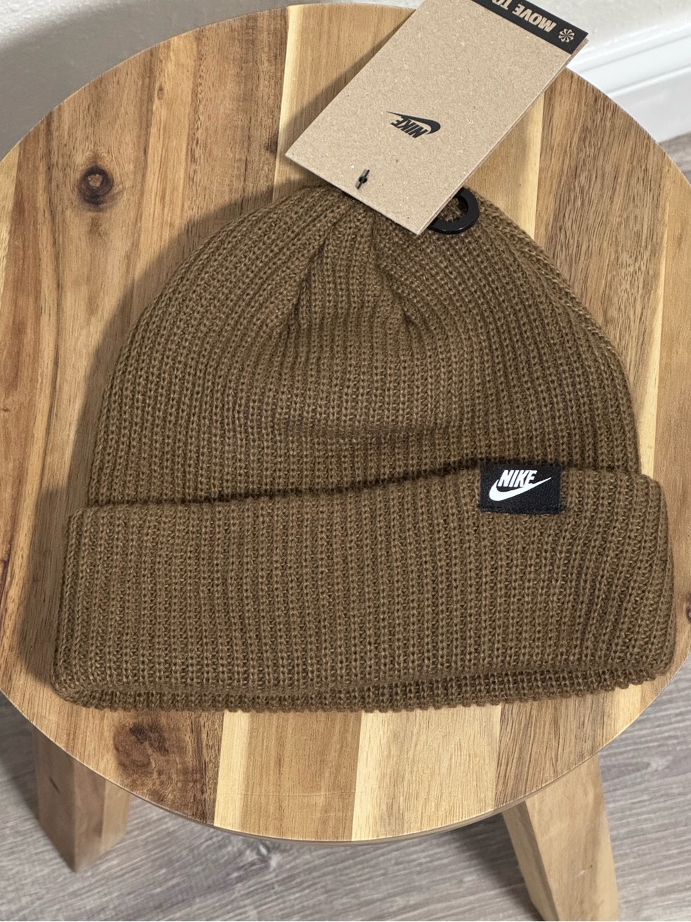 Nike Terra Futura365 Short Cuff Beanie Hat NWT Brown - Picture 7 of 12